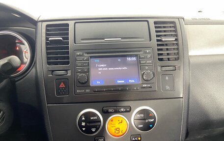 Nissan Tiida, 2010 год, 565 000 рублей, 26 фотография