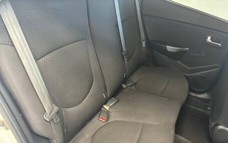 KIA Rio III рестайлинг, 2014 год, 950 000 рублей, 20 фотография