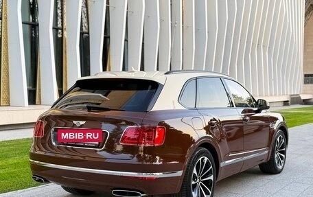 Bentley Bentayga I, 2016 год, 9 900 000 рублей, 5 фотография