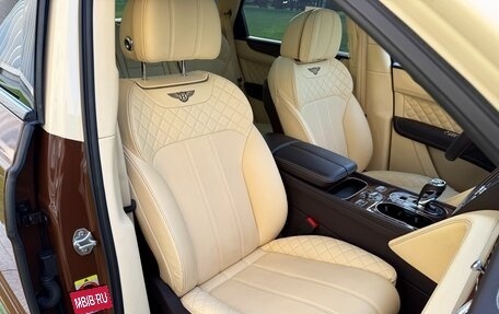 Bentley Bentayga I, 2016 год, 9 900 000 рублей, 22 фотография