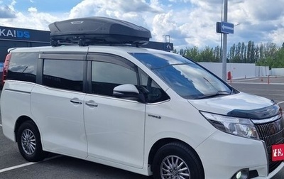 Toyota Esquire I, 2016 год, 2 050 000 рублей, 1 фотография