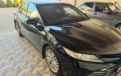 Toyota Camry, 2018 год, 2 500 000 рублей, 1 фотография