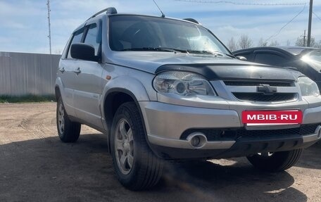 Chevrolet Niva I рестайлинг, 2011 год, 520 000 рублей, 5 фотография