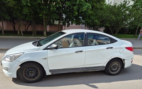 Hyundai Solaris II рестайлинг, 2016 год, 490 000 рублей, 4 фотография