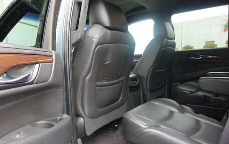 Cadillac Escalade IV, 2019 год, 5 290 000 рублей, 24 фотография