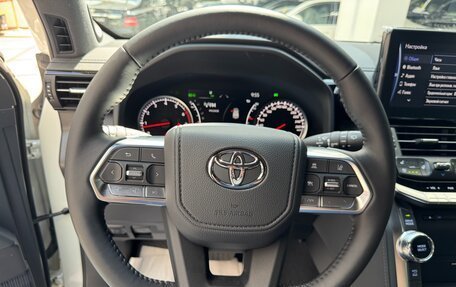 Toyota Land Cruiser, 2025 год, 12 100 000 рублей, 33 фотография