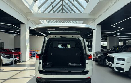 Toyota Land Cruiser, 2025 год, 12 100 000 рублей, 37 фотография