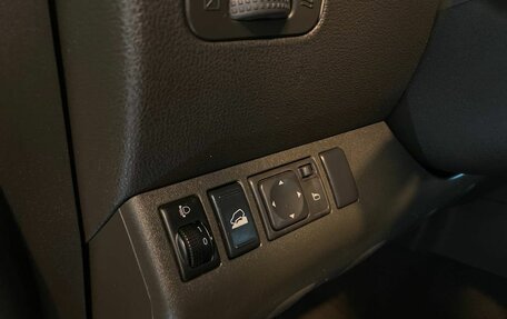Nissan Pathfinder, 2011 год, 1 500 000 рублей, 30 фотография