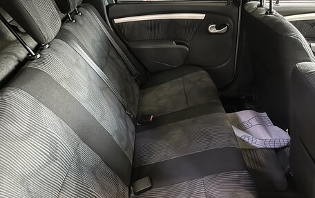 Renault Logan I, 2012 год, 570 000 рублей, 7 фотография