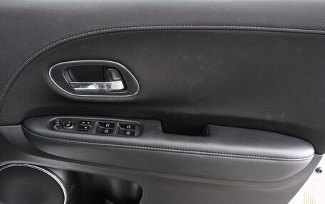 Honda Vezel, 2015 год, 1 749 000 рублей, 20 фотография