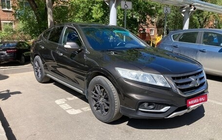 Honda Crosstour I рестайлинг, 2014 год, 2 000 000 рублей, 5 фотография