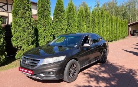 Honda Crosstour I рестайлинг, 2014 год, 2 000 000 рублей, 2 фотография