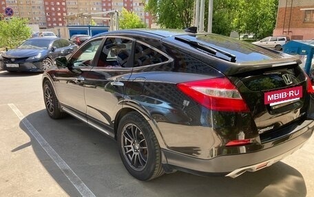 Honda Crosstour I рестайлинг, 2014 год, 2 000 000 рублей, 3 фотография