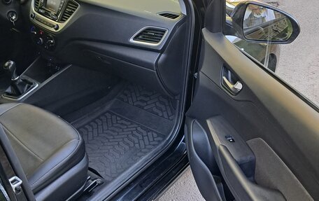 Hyundai Solaris II рестайлинг, 2019 год, 1 050 000 рублей, 14 фотография
