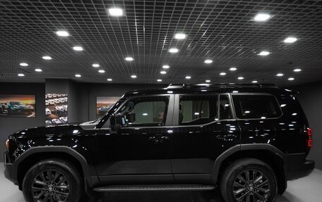 Toyota Land Cruiser Prado, 2024 год, 10 690 000 рублей, 2 фотография