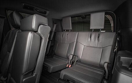 Toyota Land Cruiser Prado, 2024 год, 10 690 000 рублей, 15 фотография