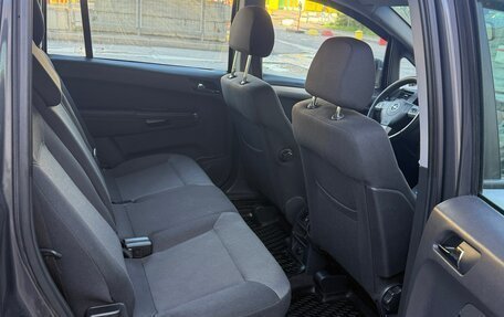 Opel Zafira B, 2012 год, 888 000 рублей, 24 фотография
