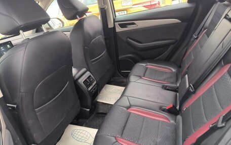 Haval F7 I, 2023 год, 1 260 000 рублей, 10 фотография