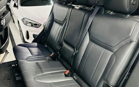 Land Rover Discovery IV, 2019 год, 4 800 000 рублей, 18 фотография