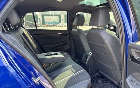 Volkswagen Golf VIII, 2021 год, 2 100 000 рублей, 20 фотография