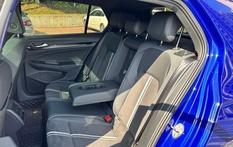 Volkswagen Golf VIII, 2021 год, 2 100 000 рублей, 18 фотография