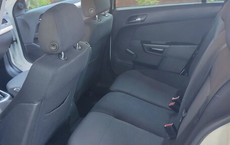 Opel Astra H, 2008 год, 670 000 рублей, 17 фотография