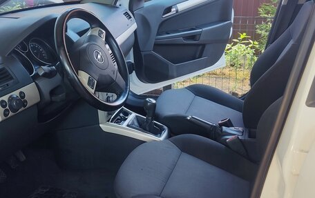 Opel Astra H, 2008 год, 670 000 рублей, 16 фотография