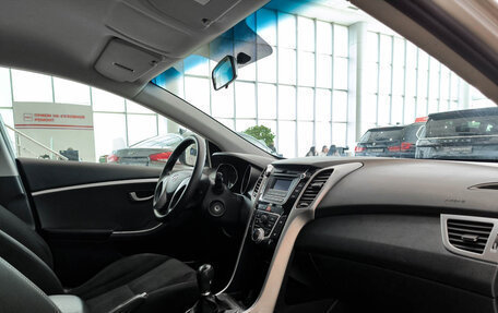 Hyundai i30 II рестайлинг, 2013 год, 1 120 000 рублей, 15 фотография
