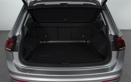 Volkswagen Tiguan II, 2018 год, 2 624 000 рублей, 25 фотография