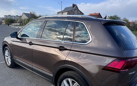 Volkswagen Tiguan II, 2018 год, 2 850 000 рублей, 7 фотография