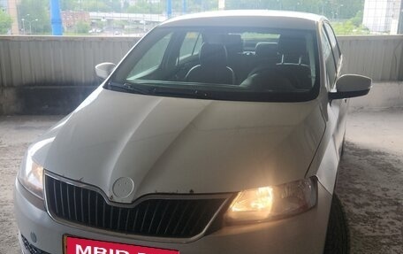 Skoda Rapid I, 2017 год, 450 000 рублей, 4 фотография