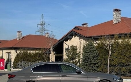 BMW 5 серия, 2022 год, 3 820 000 рублей, 4 фотография