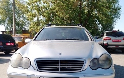 Mercedes-Benz C-Класс, 2004 год, 550 000 рублей, 1 фотография