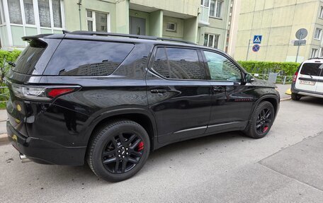 Chevrolet Traverse II, 2021 год, 3 450 000 рублей, 2 фотография