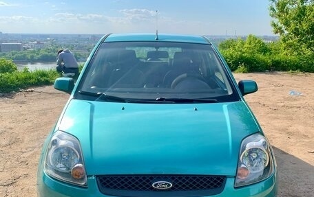 Ford Fiesta, 2006 год, 355 000 рублей, 2 фотография