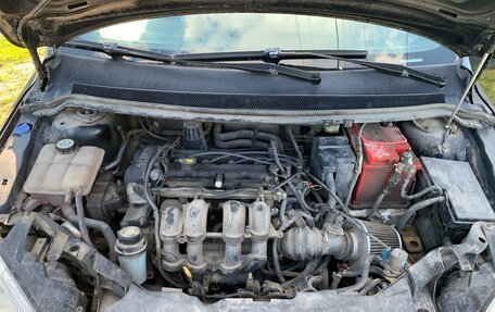 Ford Focus II рестайлинг, 2005 год, 330 000 рублей, 12 фотография