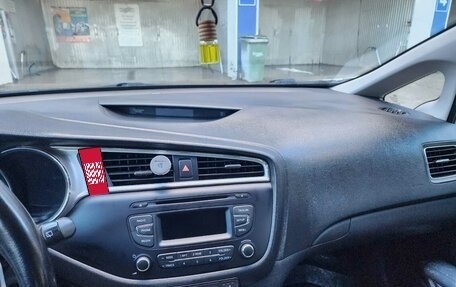 KIA cee'd III, 2015 год, 1 390 000 рублей, 18 фотография
