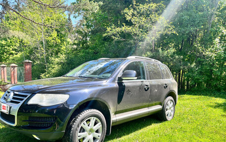 Volkswagen Touareg III, 2010 год, 1 599 000 рублей, 3 фотография