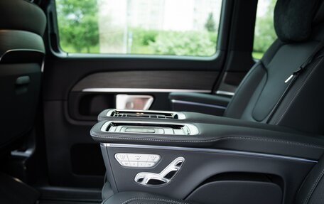 Mercedes-Benz V-Класс, 2025 год, 15 300 000 рублей, 13 фотография