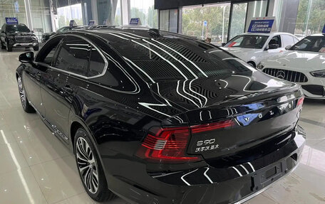 Volvo S90 II рестайлинг, 2025 год, 4 453 000 рублей, 2 фотография