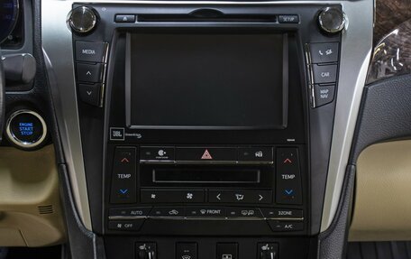 Toyota Camry, 2017 год, 2 195 000 рублей, 15 фотография