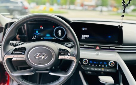 Hyundai Elantra, 2020 год, 2 800 000 рублей, 12 фотография