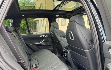 BMW X5 M, 2025 год, 22 690 000 рублей, 13 фотография