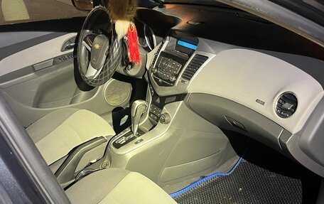 Chevrolet Cruze II, 2010 год, 579 000 рублей, 11 фотография