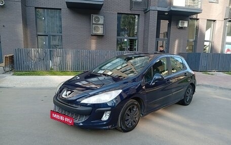 Peugeot 308 II, 2010 год, 690 000 рублей, 2 фотография