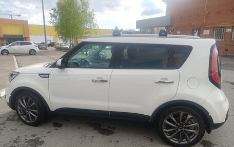 KIA Soul II рестайлинг, 2017 год, 1 950 000 рублей, 4 фотография