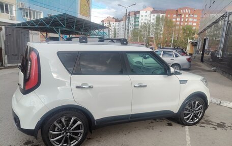 KIA Soul II рестайлинг, 2017 год, 1 950 000 рублей, 3 фотография