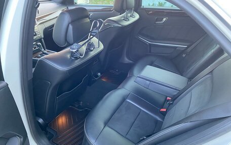 Mercedes-Benz E-Класс, 2011 год, 1 250 000 рублей, 5 фотография