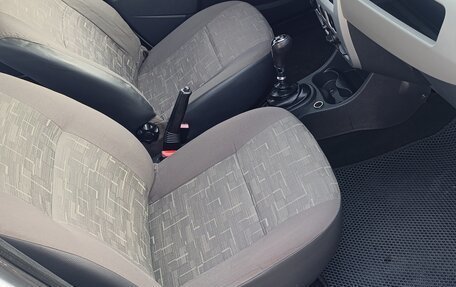 Renault Logan I, 2013 год, 350 000 рублей, 13 фотография