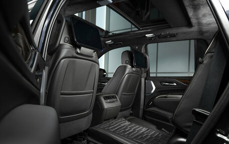 Cadillac Escalade V, 2023 год, 19 800 000 рублей, 17 фотография